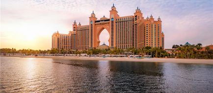 Atlantis, the Palm Exterior