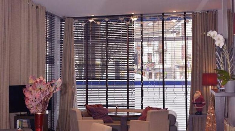<b>Hotel Du Centre Restaurant</b>. Images powered by <a href="https://iceportal.shijigroup.com/" title="IcePortal" target="_blank">IcePortal</a>.