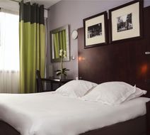Hotel Du Centre Room