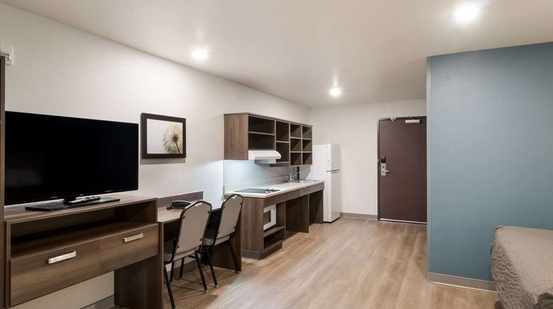 <b>WoodSpring Suites Mesa Chandler Room</b>. Images powered by <a href="https://iceportal.shijigroup.com/" title="IcePortal" target="_blank">IcePortal</a>.