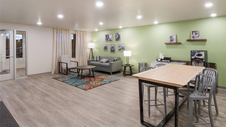 WoodSpring Suites Mesa Chandler Lobby