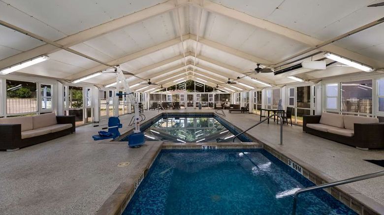 <b>Clarion Hotel Pool</b>. Images powered by <a href="https://iceportal.shijigroup.com/" title="IcePortal" target="_blank">IcePortal</a>.