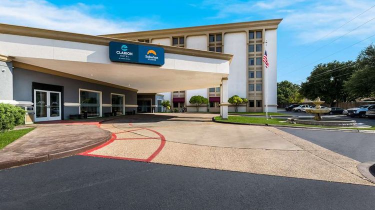 Clarion Hotel Exterior