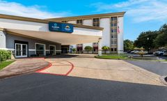 Clarion Hotel