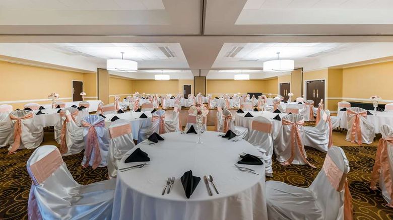 <b>Clarion Hotel Meeting</b>. Images powered by <a href="https://iceportal.shijigroup.com/" title="IcePortal" target="_blank">IcePortal</a>.