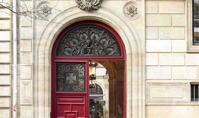 Hotel de Pourtales Exterior