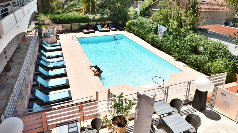 <b>Appart'City Confort Cannes Le Cannet Exterior</b>. Images powered by <a href="https://iceportal.shijigroup.com/" title="IcePortal" target="_blank">IcePortal</a>.
