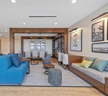 Everhome Suites Corona Lobby