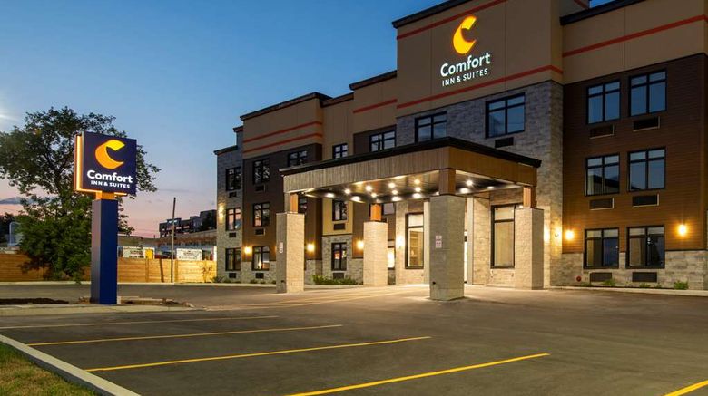 <b>Comfort Inn and Suites Kingston Exterior</b>. Images powered by <a href="https://iceportal.shijigroup.com/" title="IcePortal" target="_blank">IcePortal</a>.
