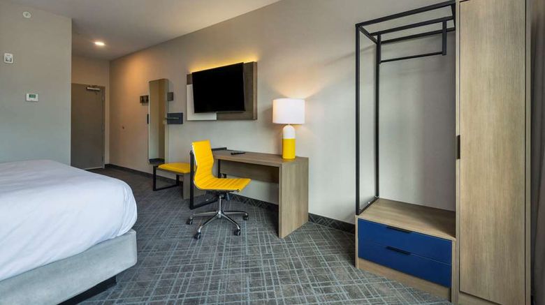 <b>Comfort Inn and Suites Kingston Room</b>. Images powered by <a href="https://iceportal.shijigroup.com/" title="IcePortal" target="_blank">IcePortal</a>.
