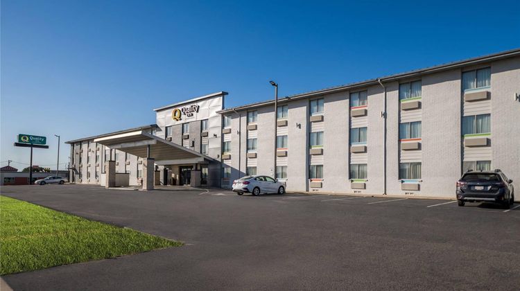 Quality Inn Exterior