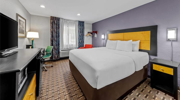 Quality Inn Room