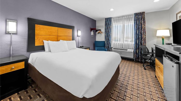 Quality Inn Room