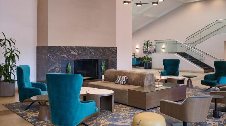 DoubleTree by Hilton Buena Park Lobby