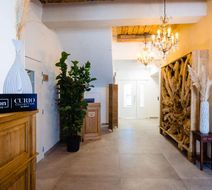 Le Hameau des Pesquiers Ecolodge, Curio Lobby
