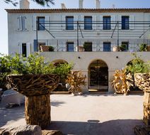 Le Hameau des Pesquiers Ecolodge, Curio Exterior
