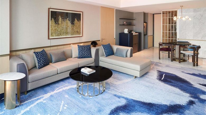 <b>Fairmont Ambassador Seoul Suite</b>. Images powered by <a href="https://iceportal.shijigroup.com/" title="IcePortal" target="_blank">IcePortal</a>.