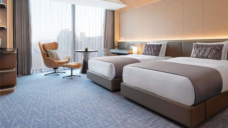 <b>Fairmont Ambassador Seoul Room</b>. Images powered by <a href="https://iceportal.shijigroup.com/" title="IcePortal" target="_blank">IcePortal</a>.