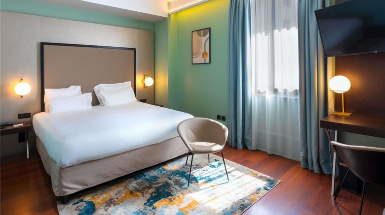 <b>Splendid Hotel Annecy Room</b>. Images powered by <a href="https://iceportal.shijigroup.com/" title="IcePortal" target="_blank">IcePortal</a>.