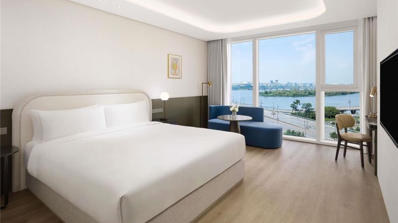 <b>Hotel Naru Seoul MGallery Ambassador Room</b>. Images powered by <a href="https://iceportal.shijigroup.com/" title="IcePortal" target="_blank">IcePortal</a>.
