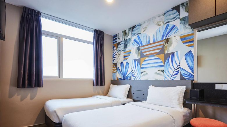 <b>ibis budget Singapore Sapphire Hotel Room</b>. Images powered by <a href="https://iceportal.shijigroup.com/" title="IcePortal" target="_blank">IcePortal</a>.