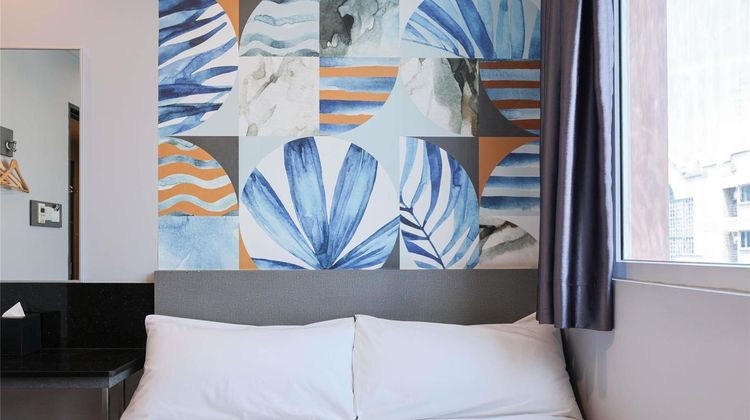 ibis budget Singapore Sapphire Hotel Room