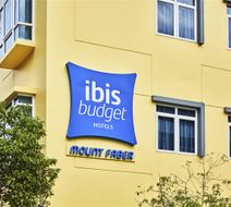 Ibis Budget Singapore Mount Faber Exterior
