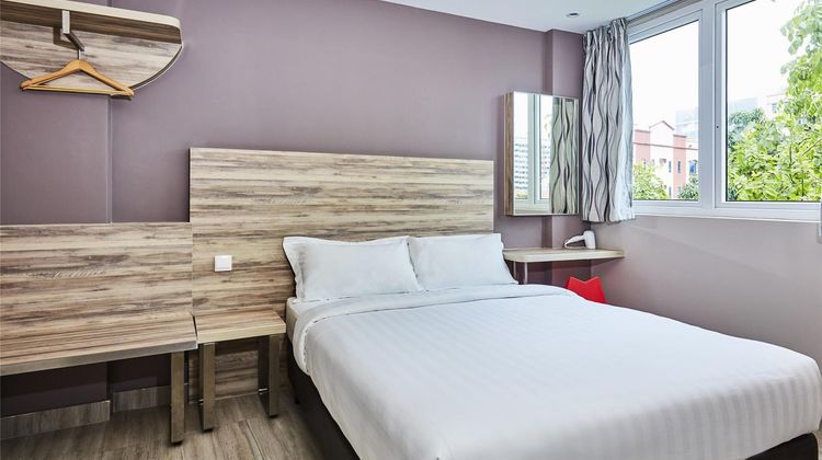 ibis budget Singapore Crystal Hotel Room