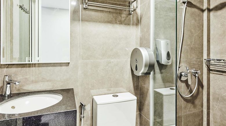 <b>Ibis Budget Singapore Ametrine Room</b>. Images powered by <a href="https://iceportal.shijigroup.com/" title="IcePortal" target="_blank">IcePortal</a>.