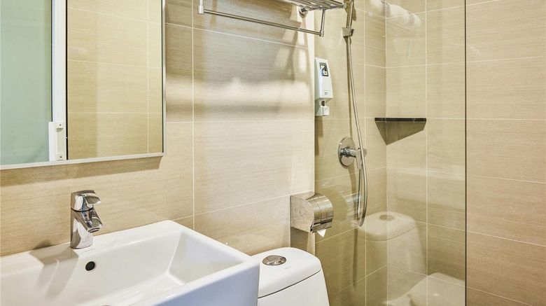 <b>ibis budget Singapore Emerald Hotel Room</b>. Images powered by <a href="https://iceportal.shijigroup.com/" title="IcePortal" target="_blank">IcePortal</a>.