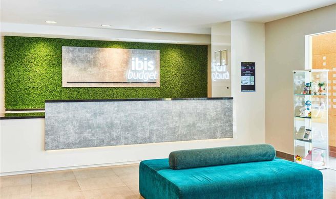 ibis budget Singapore Emerald Hotel Exterior