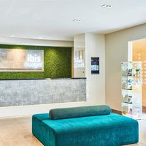 ibis budget Singapore Emerald Hotel