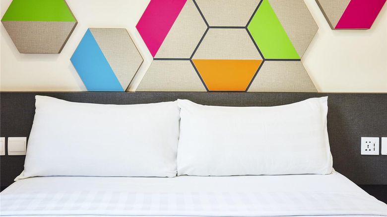 <b>ibis budget Singapore Emerald Hotel Room</b>. Images powered by <a href="https://iceportal.shijigroup.com/" title="IcePortal" target="_blank">IcePortal</a>.