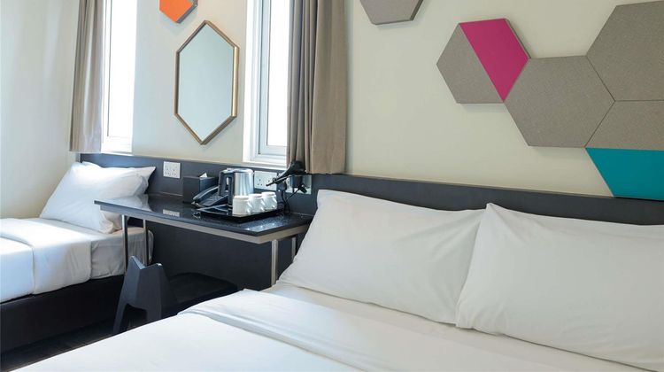 ibis budget Singapore Emerald Hotel Room