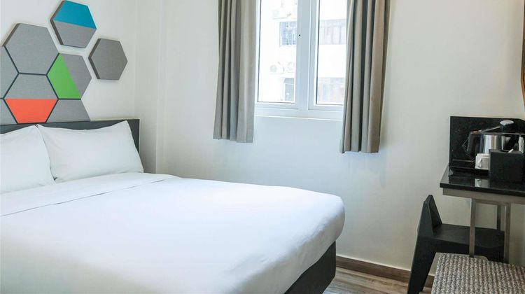 Ibis Budget Singapore Jasmine Room