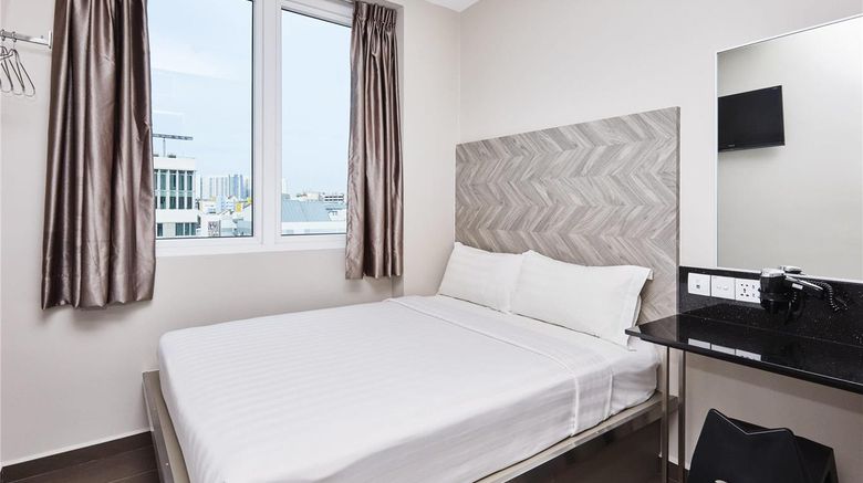 <b>Ibis budget Singapore Ruby Room</b>. Images powered by <a href="https://iceportal.shijigroup.com/" title="IcePortal" target="_blank">IcePortal</a>.