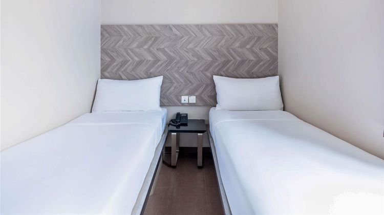 Ibis budget Singapore Ruby Room