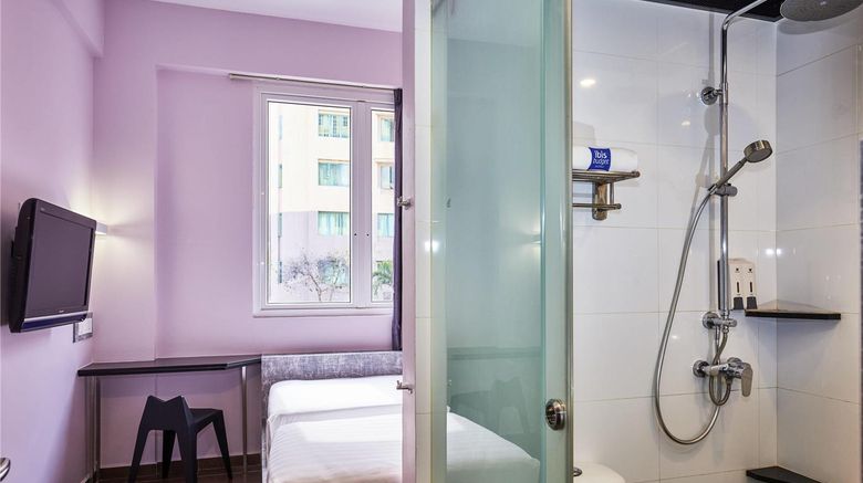 <b>ibis budget Singapore Pearl Hotel Room</b>. Images powered by <a href="https://iceportal.shijigroup.com/" title="IcePortal" target="_blank">IcePortal</a>.