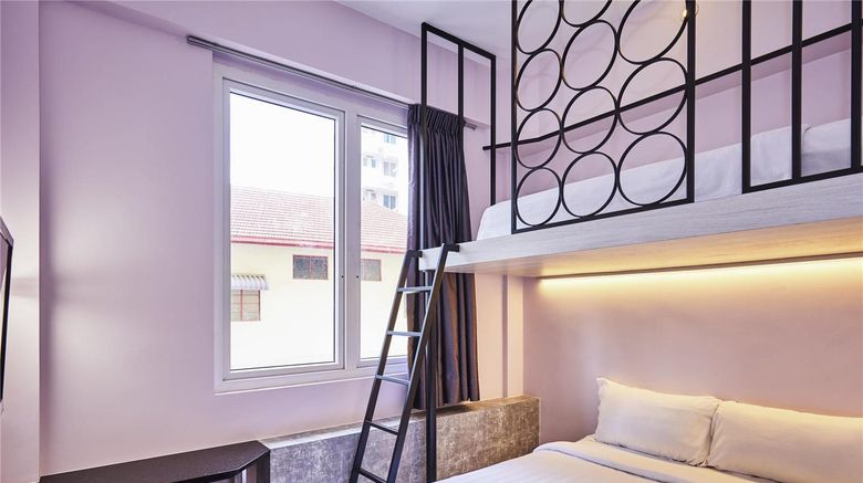 <b>ibis budget Singapore Pearl Hotel Room</b>. Images powered by <a href="https://iceportal.shijigroup.com/" title="IcePortal" target="_blank">IcePortal</a>.