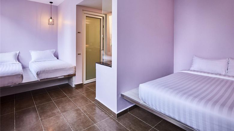 <b>ibis budget Singapore Pearl Hotel Room</b>. Images powered by <a href="https://iceportal.shijigroup.com/" title="IcePortal" target="_blank">IcePortal</a>.