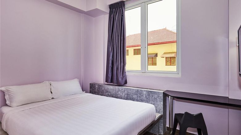<b>ibis budget Singapore Pearl Hotel Room</b>. Images powered by <a href="https://iceportal.shijigroup.com/" title="IcePortal" target="_blank">IcePortal</a>.