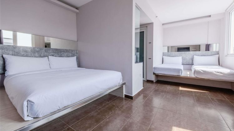 ibis budget Singapore Pearl Hotel Room