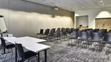 <b>Ibis Styles La Roche-sur-Yon Meeting</b>. Images powered by <a href="https://iceportal.shijigroup.com/" title="IcePortal" target="_blank">IcePortal</a>.