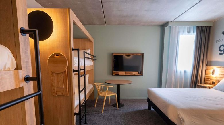 <b>greet hotel Orthez Bearn Room</b>. Images powered by <a href="https://iceportal.shijigroup.com/" title="IcePortal" target="_blank">IcePortal</a>.