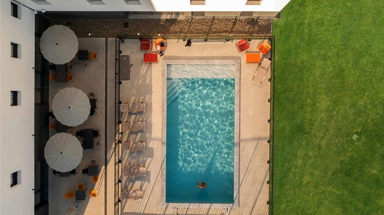 <b>greet hotel Orthez Bearn Pool</b>. Images powered by <a href="https://iceportal.shijigroup.com/" title="IcePortal" target="_blank">IcePortal</a>.