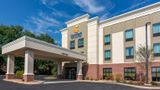 Comfort Inn & Suites Charlottesville Exterior