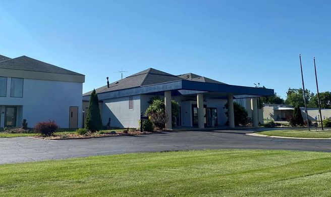 AmericInn by Wyndham Fort Atkinson Exterior