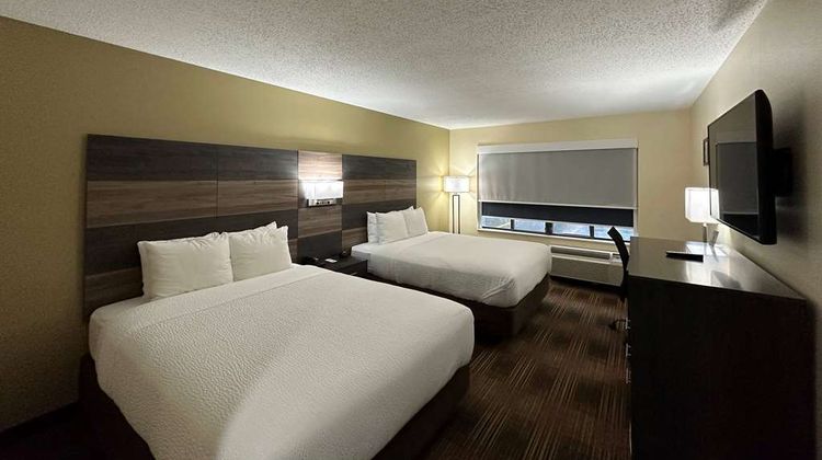 AmericInn by Wyndham Fort Atkinson Room