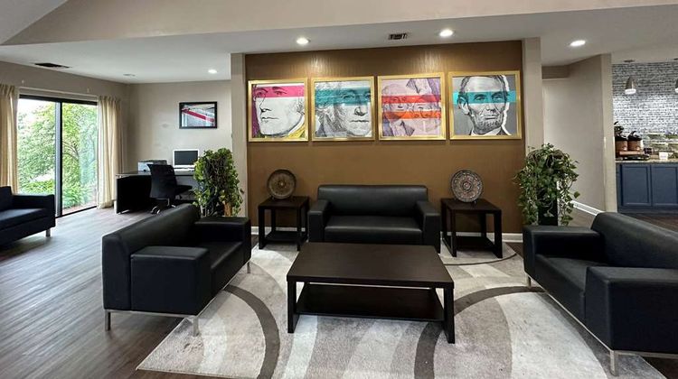 AmericInn by Wyndham Fort Atkinson Lobby