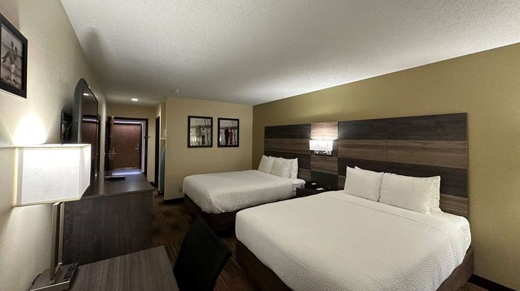 AmericInn by Wyndham Fort Atkinson Room